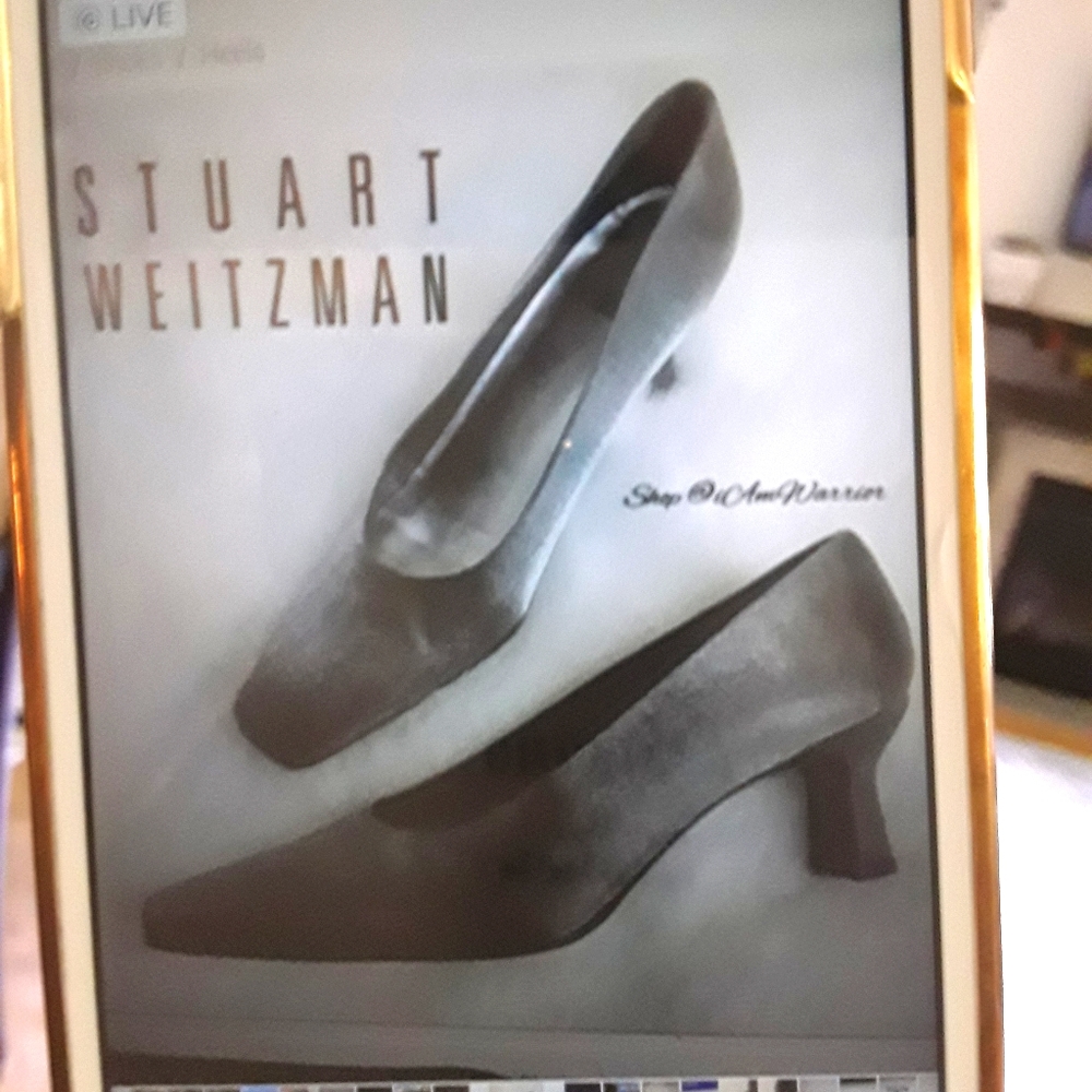 Silver dressy pumps